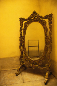 Ornate Mirror Bane of Vampires